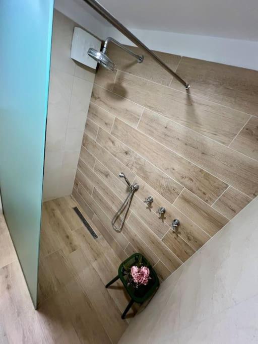 Molo 7 - Antesitum - Classic, Modern And Cozy Malgrate Luaran gambar